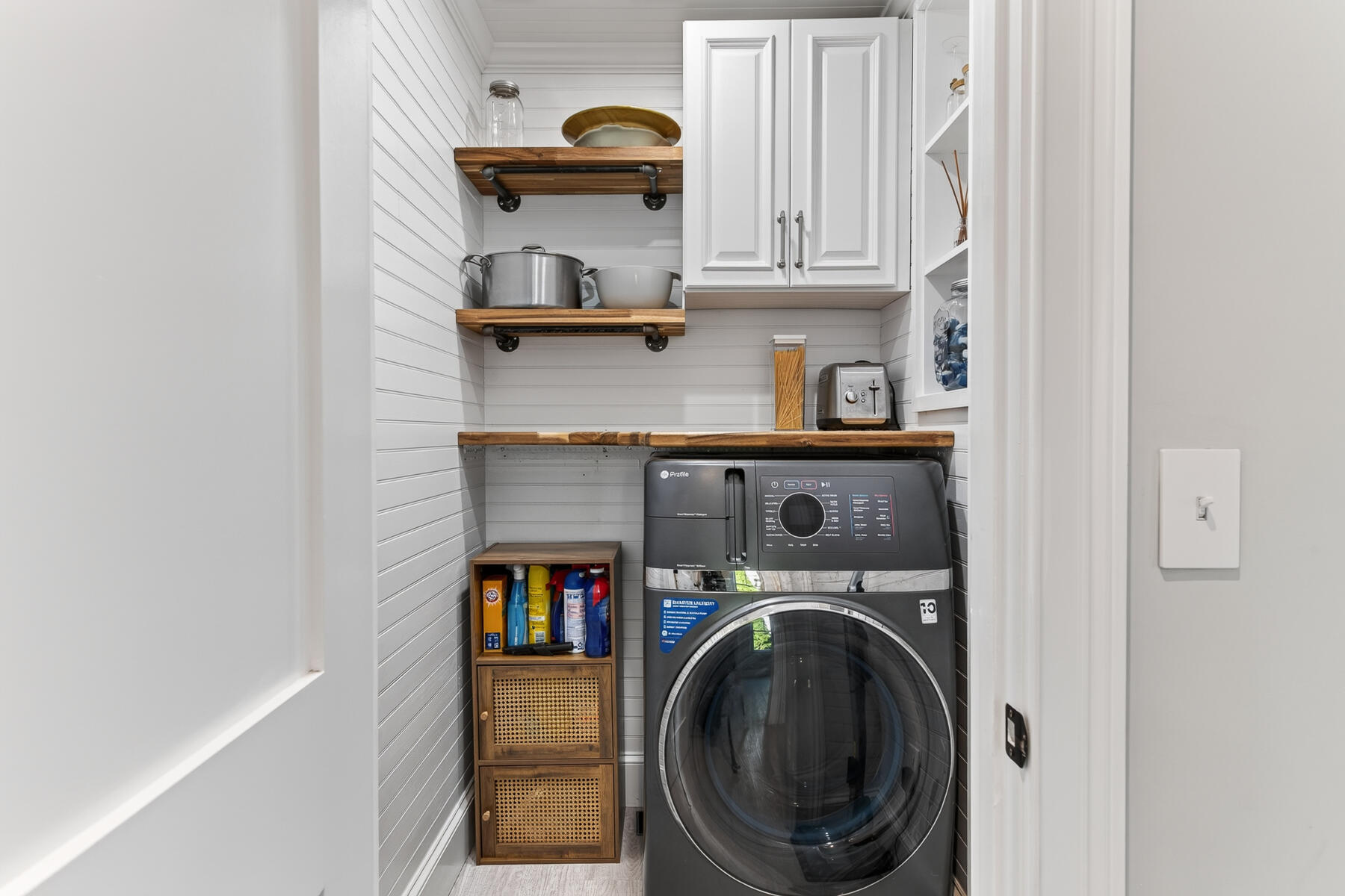 16 Wood Avenue Sandwich MA 02563