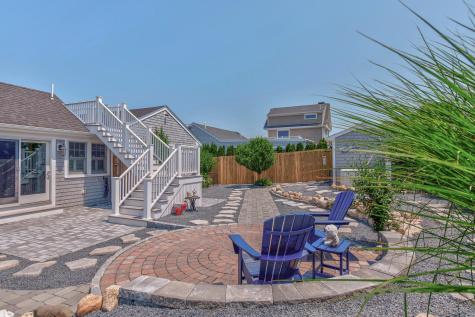 16 Wood Avenue Sandwich MA 02563