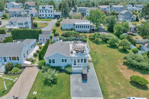 16 Wood Avenue Sandwich MA 02563