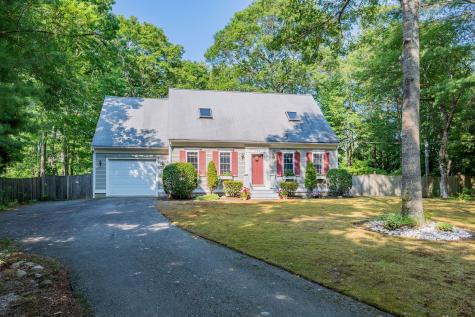 192 Simons Narrows Road Mashpee MA 02649