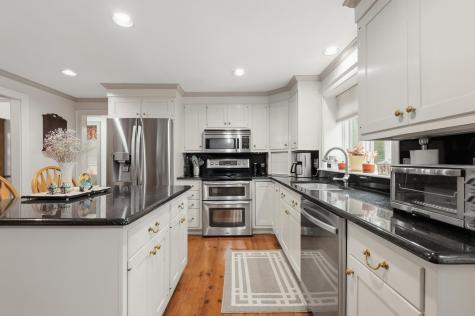 1 Timberlane Plymouth MA 02360