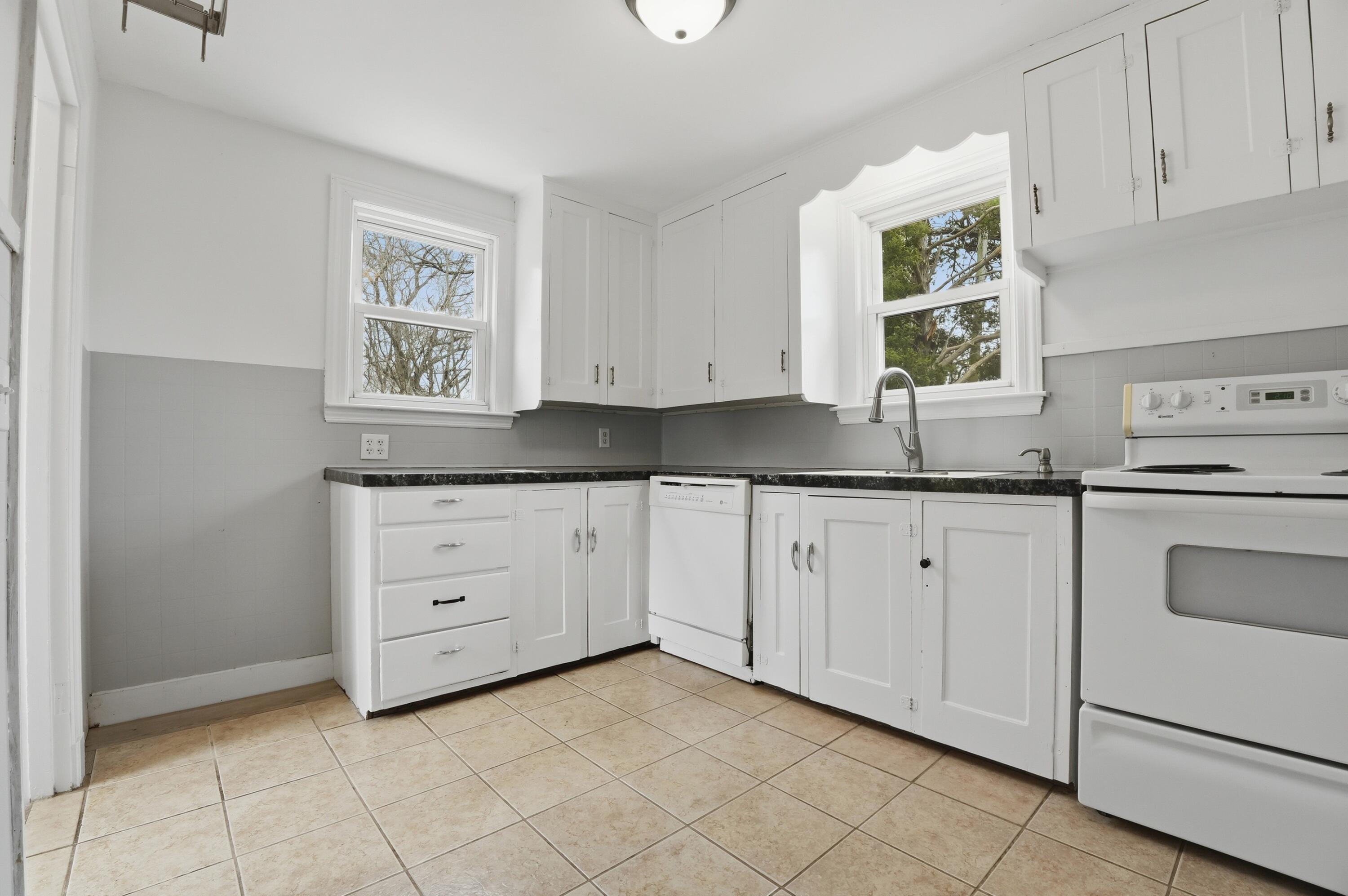 590 Sandwich Road Falmouth MA 02536