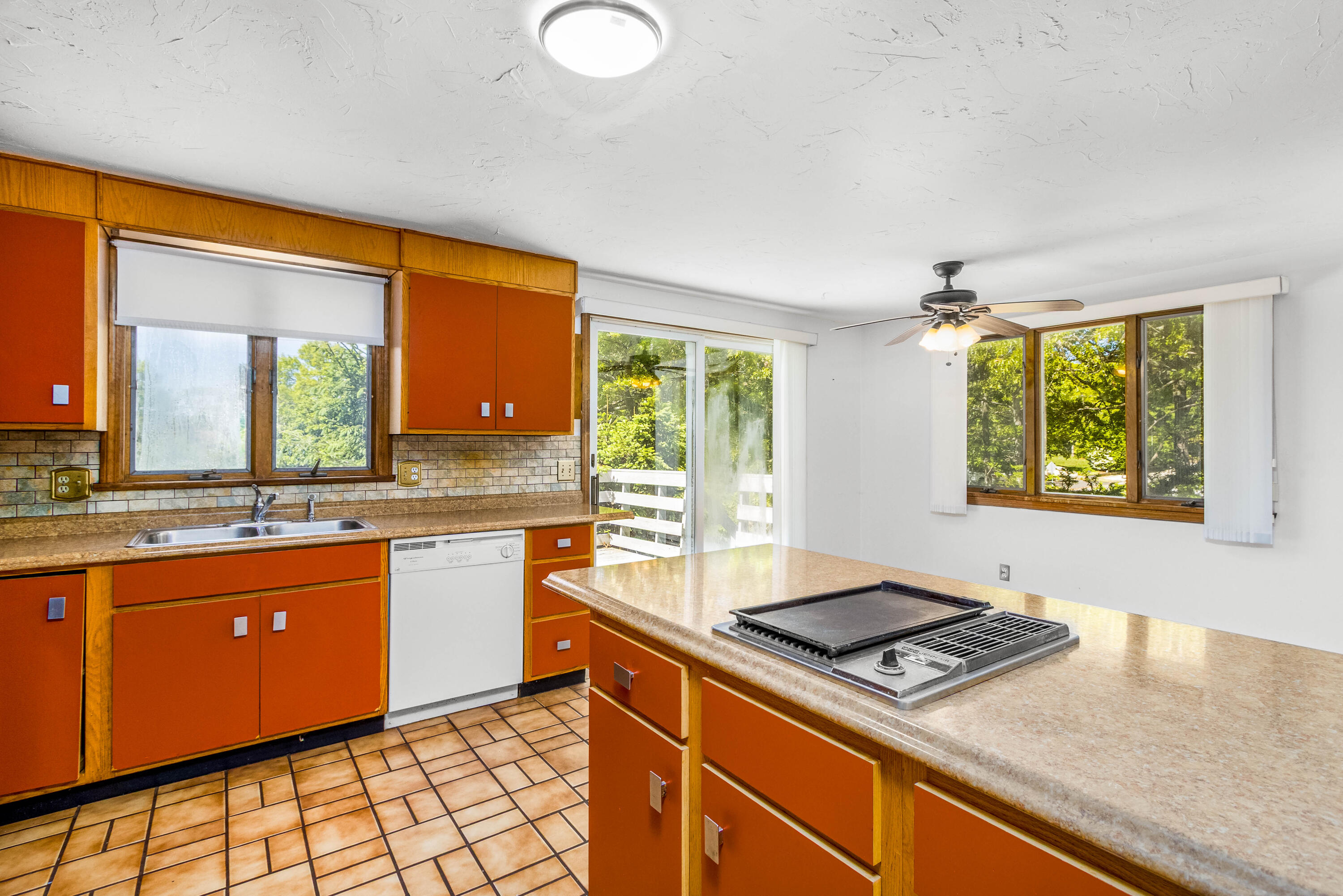 16 Butler Avenue Yarmouth MA 02673