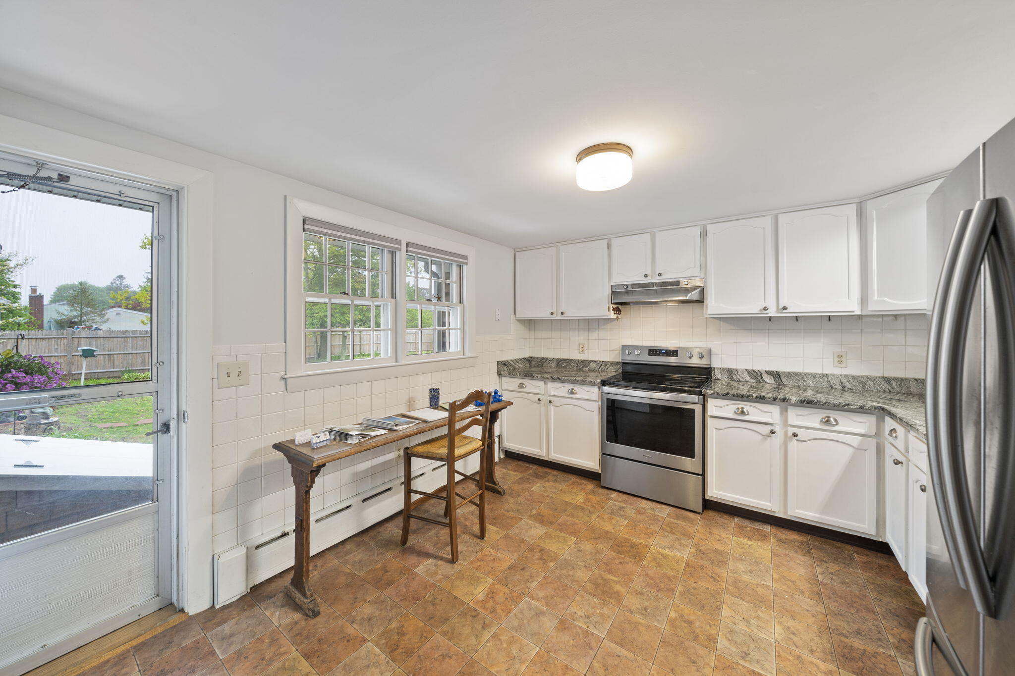 42 Old Barnstable Road Falmouth MA 02536