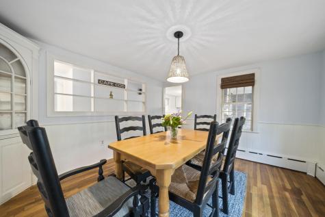42 Old Barnstable Road Falmouth MA 02536
