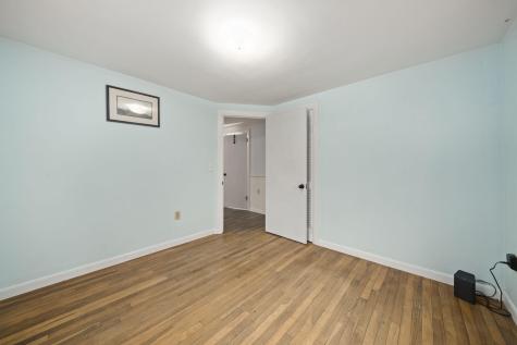 42 Old Barnstable Road Falmouth MA 02536