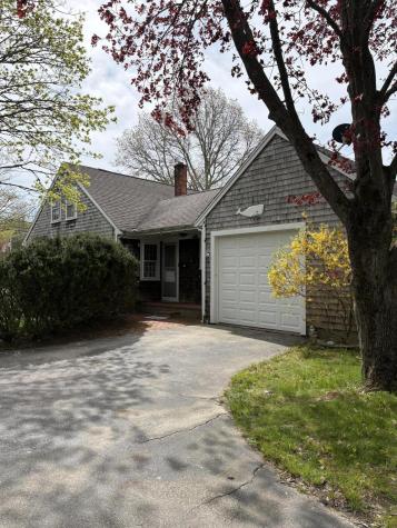 42 Old Barnstable Road Falmouth MA 02536