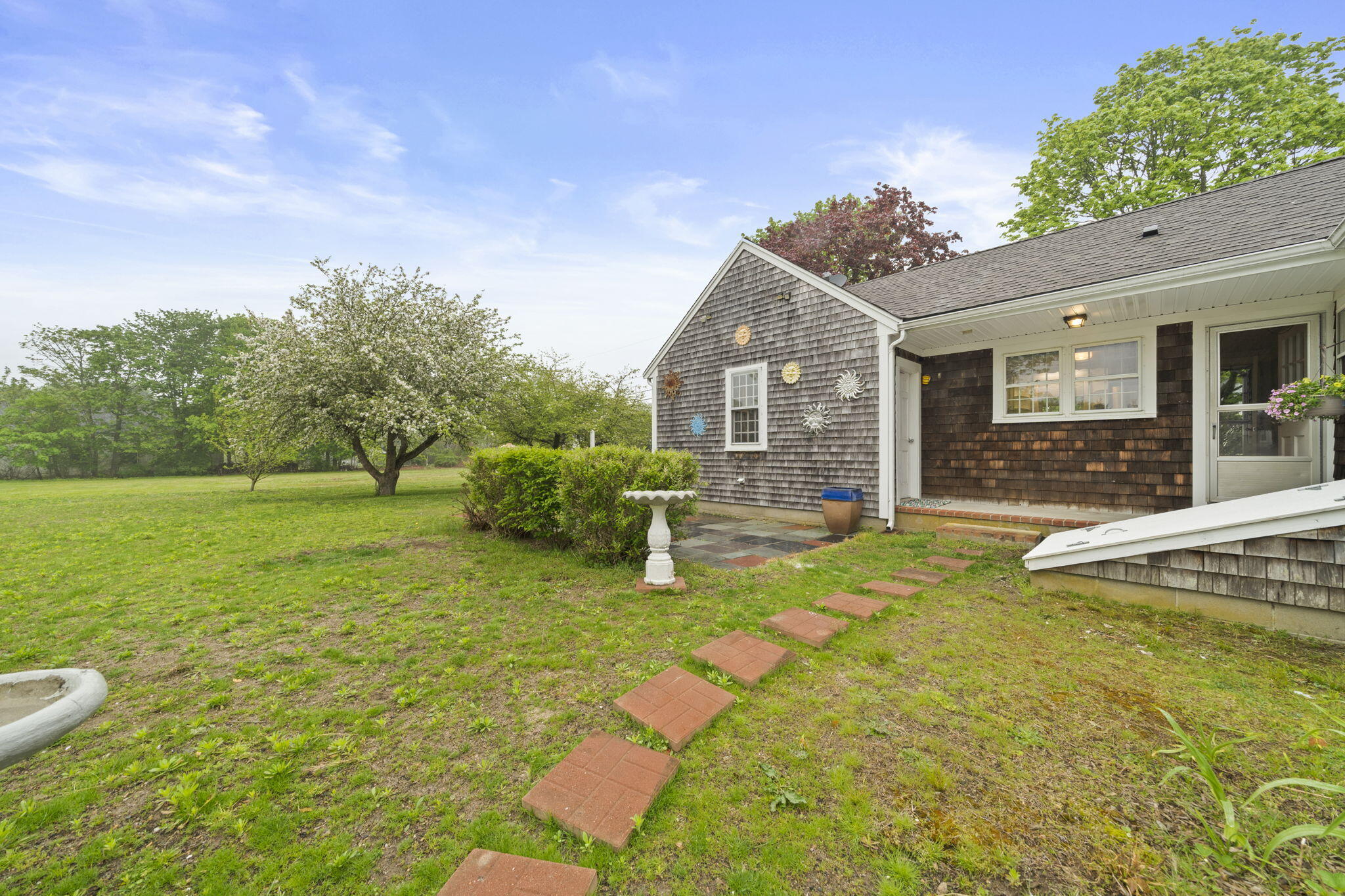 42 Old Barnstable Road Falmouth MA 02536