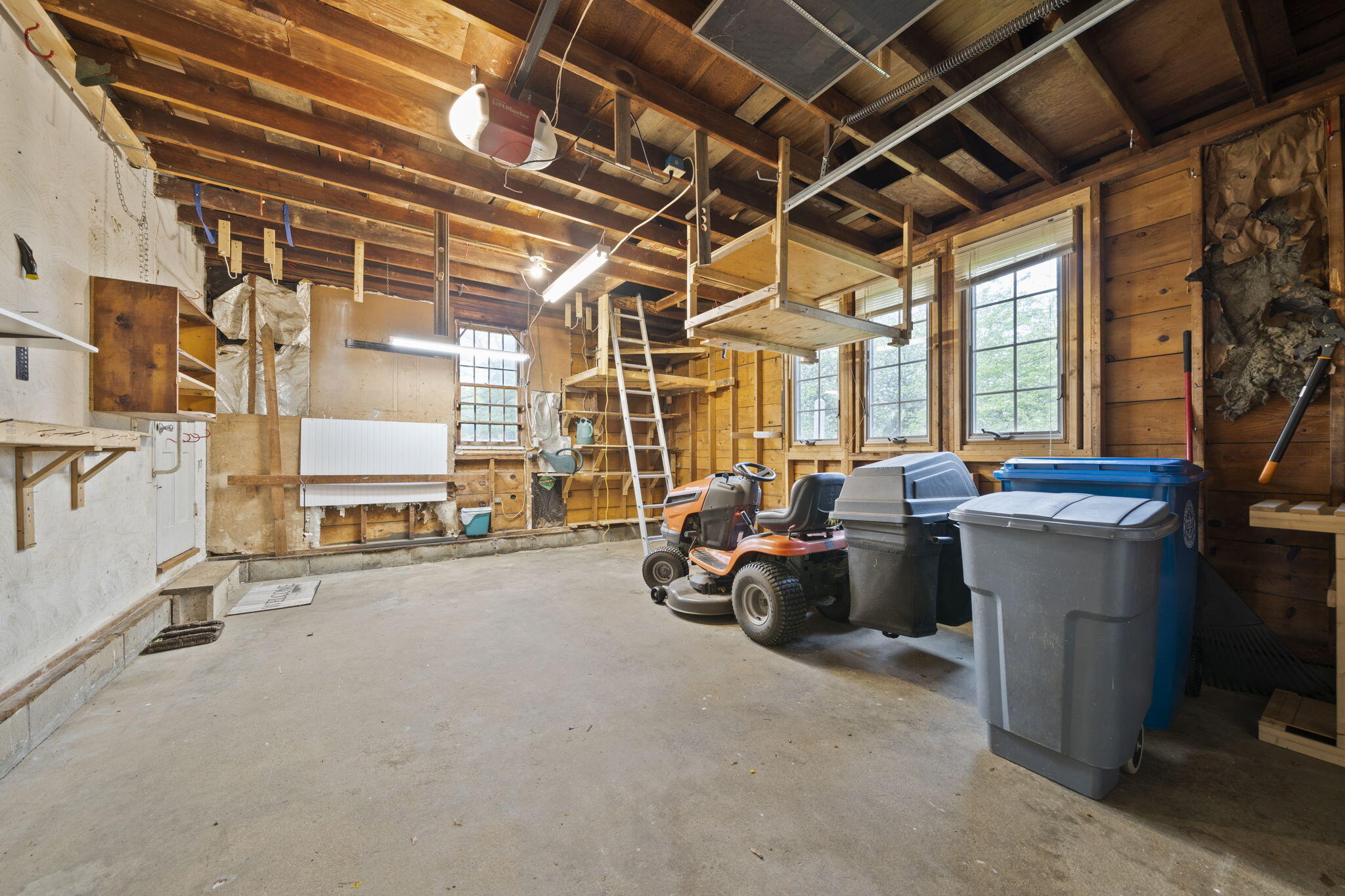 42 Old Barnstable Road Falmouth MA 02536