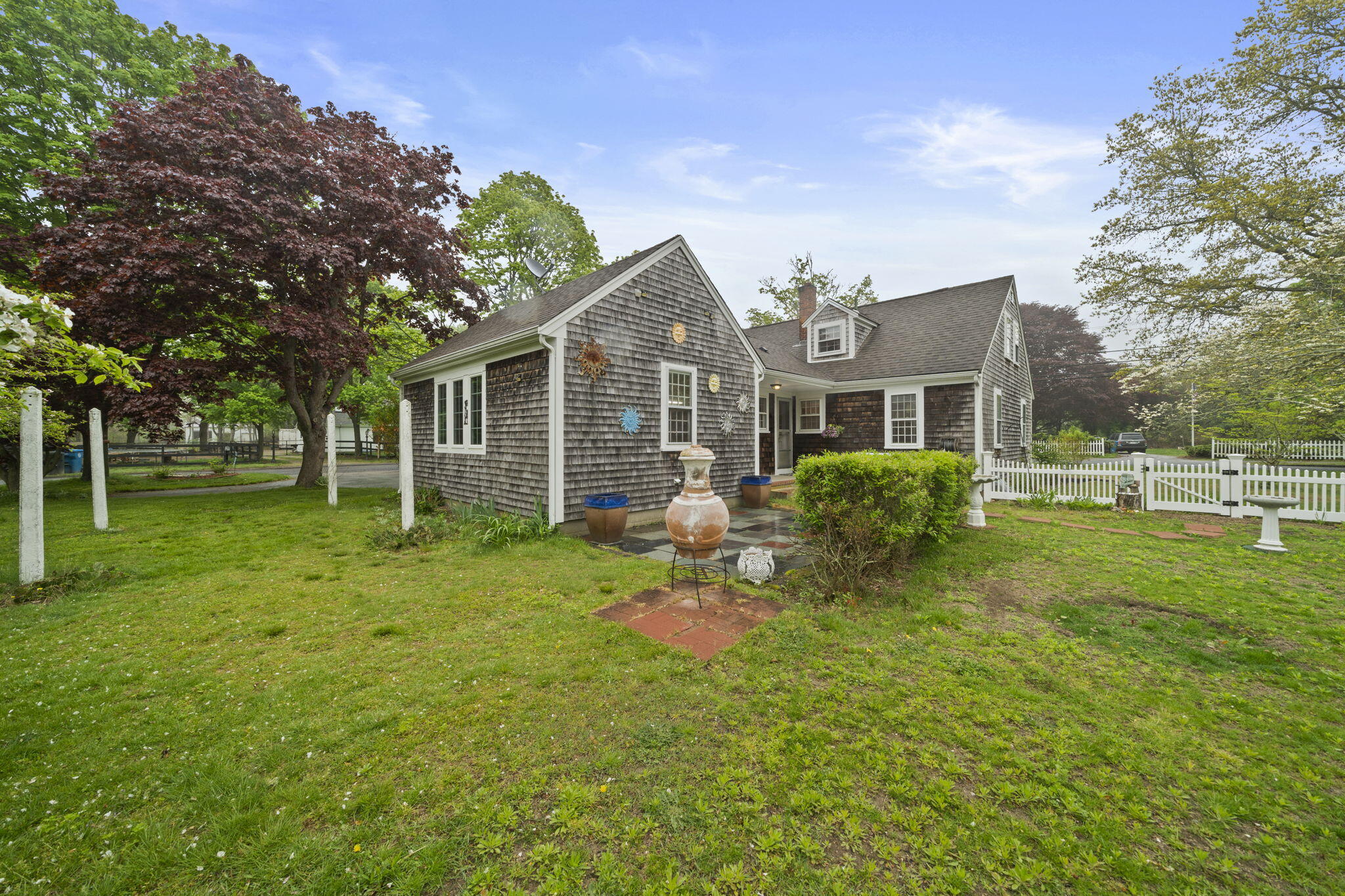 42 Old Barnstable Road Falmouth MA 02536