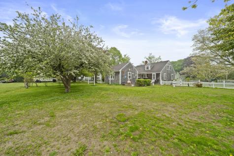 42 Old Barnstable Road Falmouth MA 02536