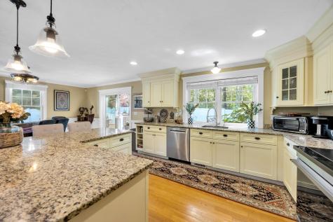 146 James Circle Mashpee MA 02649
