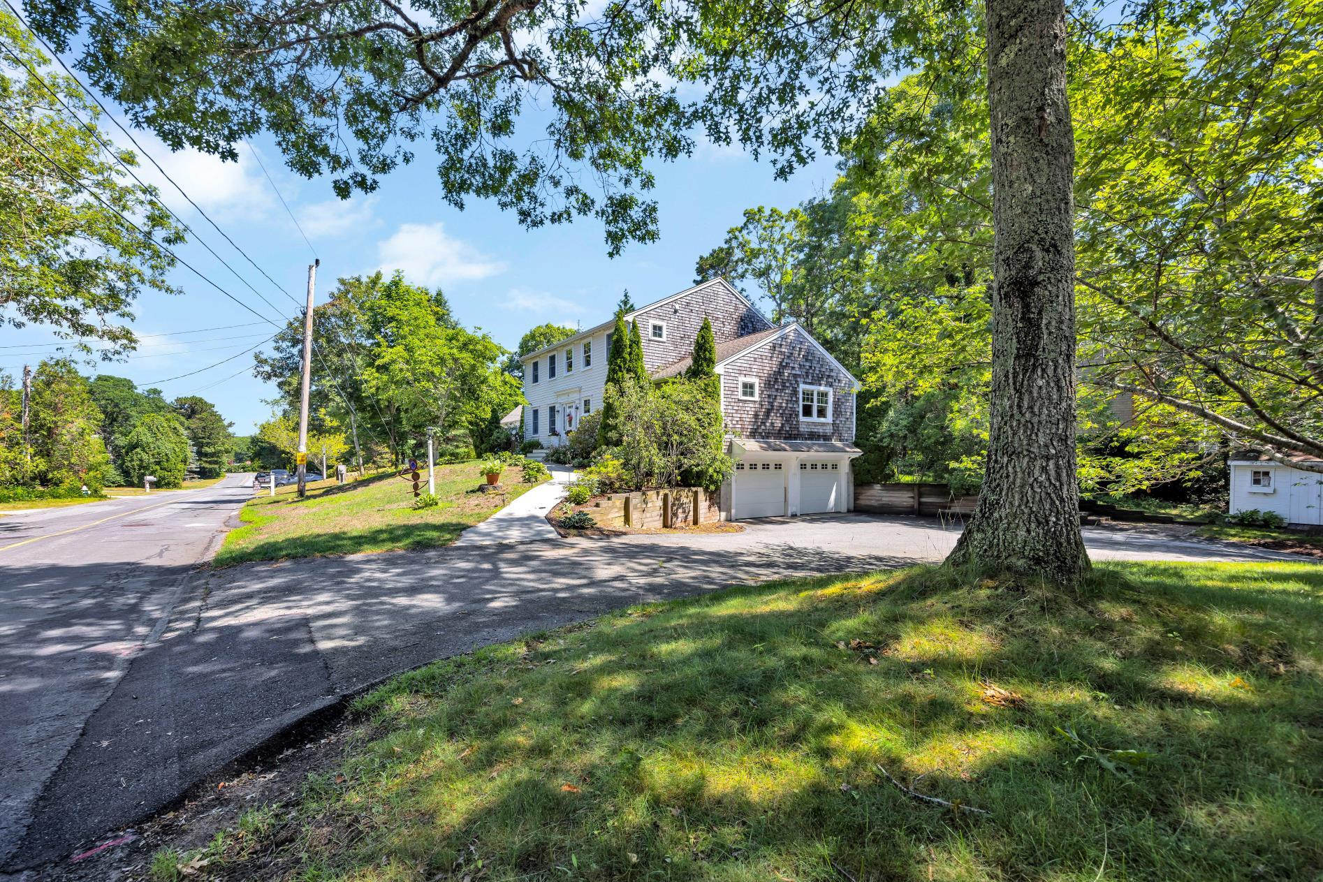 146 James Circle Mashpee MA 02649