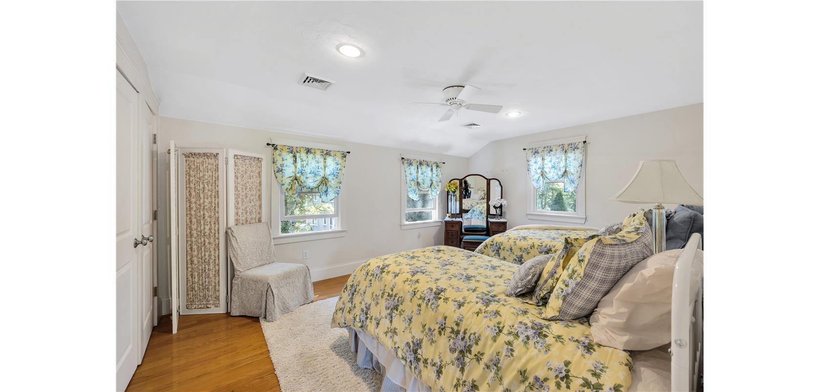 146 James Circle Mashpee MA 02649