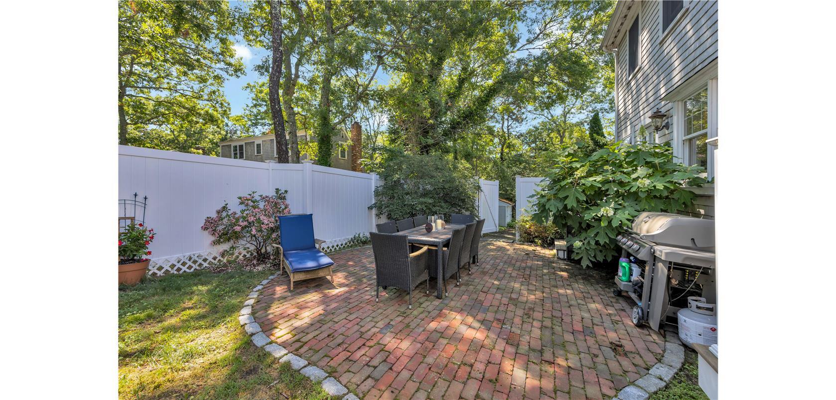 146 James Circle Mashpee MA 02649