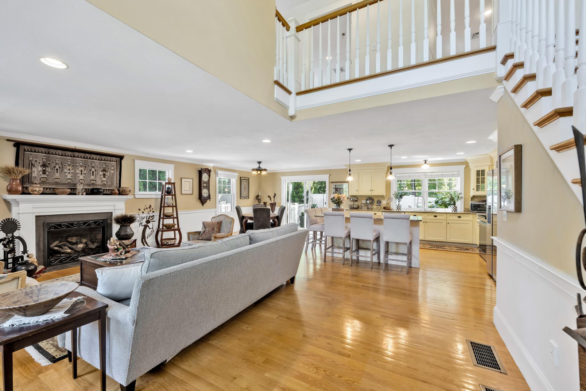 146 James Circle Mashpee MA 02649