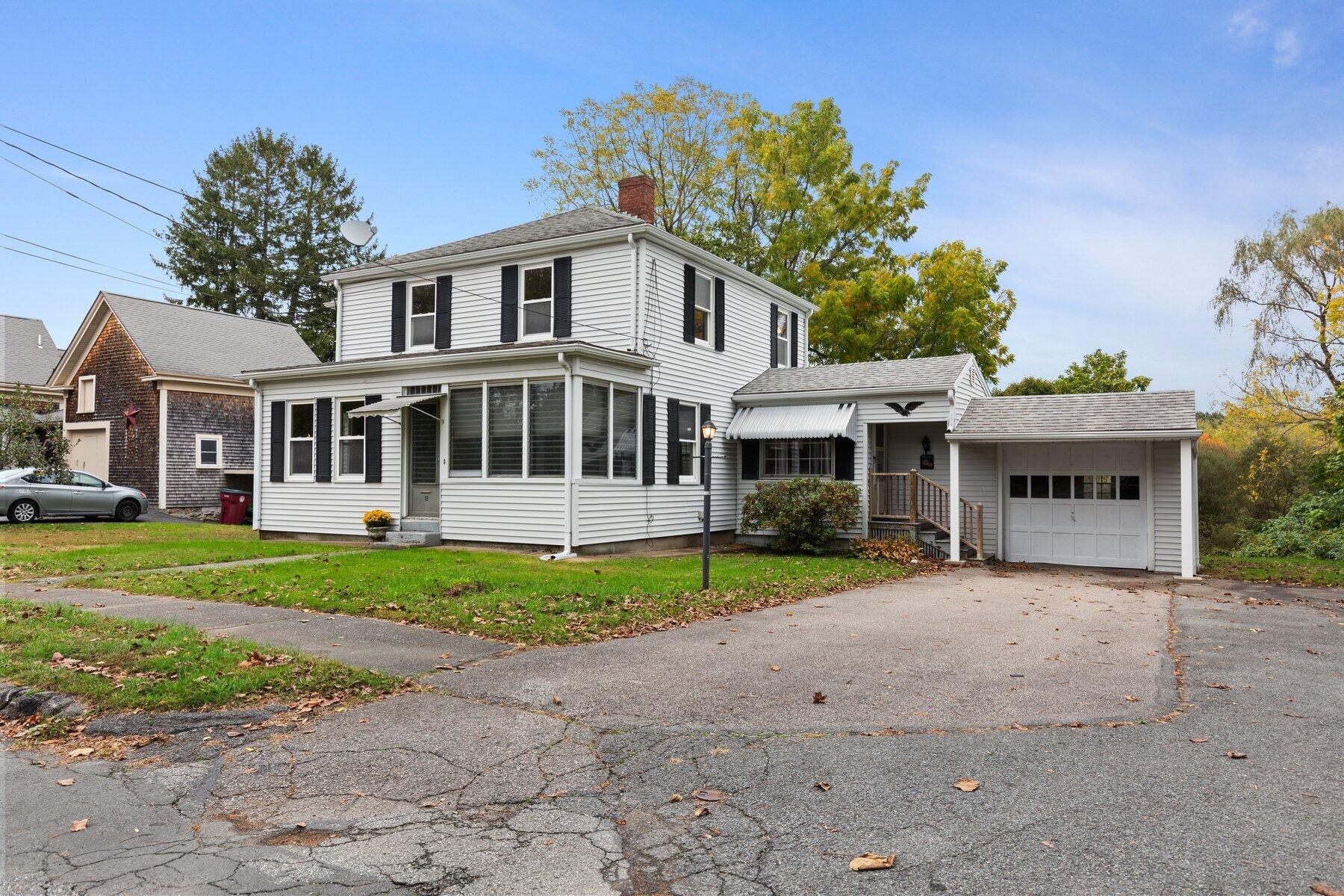 19 Coombs Street Middleborough MA 02346