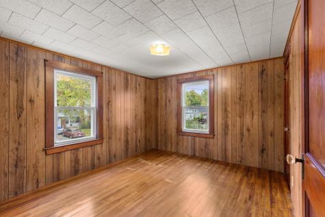 19 Coombs Street Middleborough MA 02346