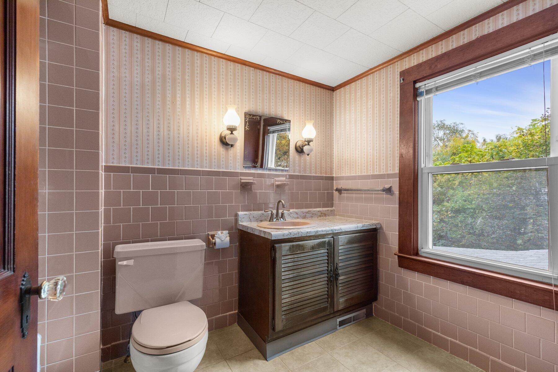 19 Coombs Street Middleborough MA 02346