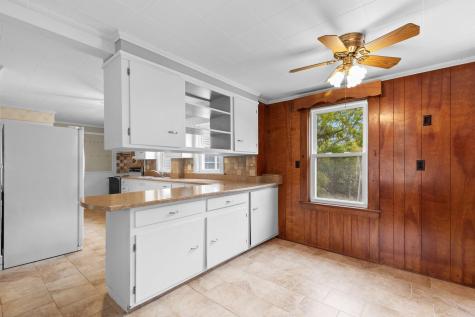 19 Coombs Street Middleborough MA 02346