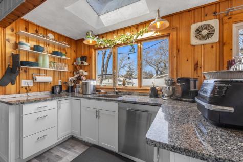6 Pine Street Wareham MA 02571