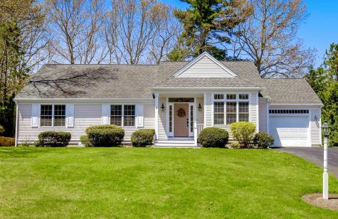 11 Snead Drive Mashpee MA 02649