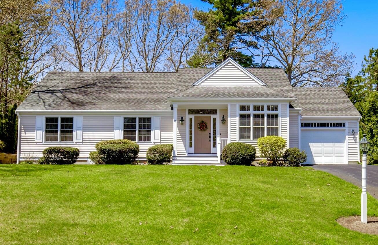 11 Snead Drive Mashpee MA 02649