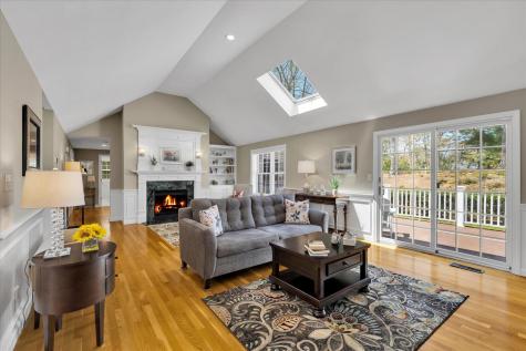 11 Snead Drive Mashpee MA 02649