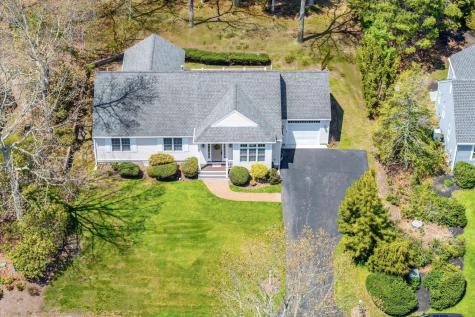 11 Snead Drive Mashpee MA 02649