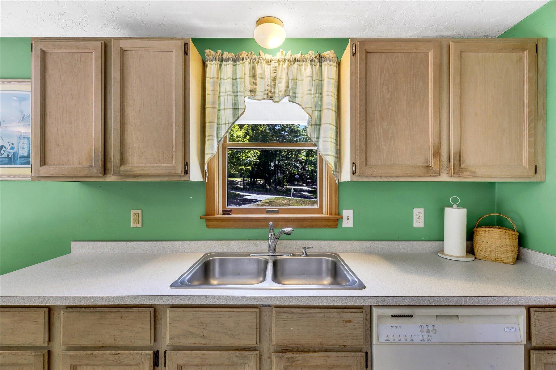 25 Great Woods Road Plymouth MA 02360