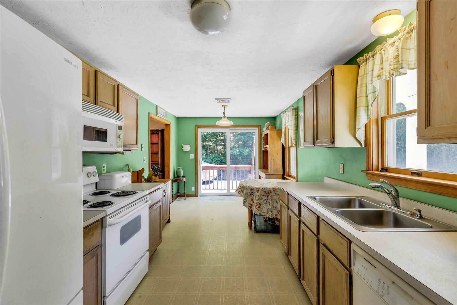 25 Great Woods Road Plymouth MA 02360