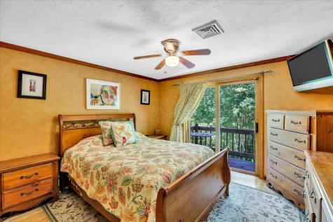 25 Great Woods Road Plymouth MA 02360