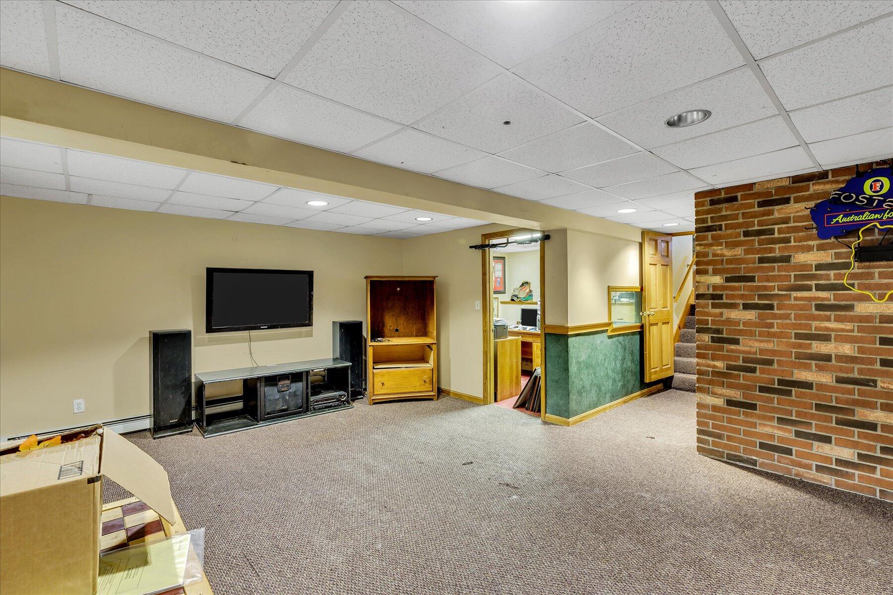 25 Great Woods Road Plymouth MA 02360