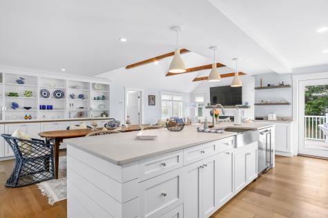 21 Cockachoisett Lane Barnstable MA 02655