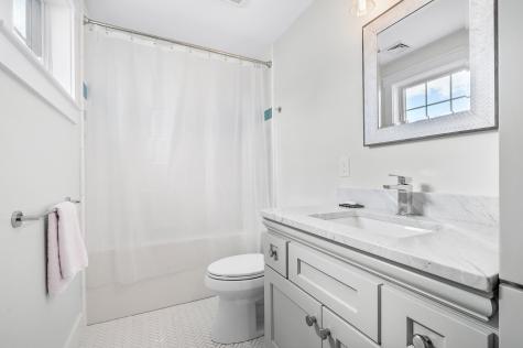 21 Cockachoisett Lane Barnstable MA 02655