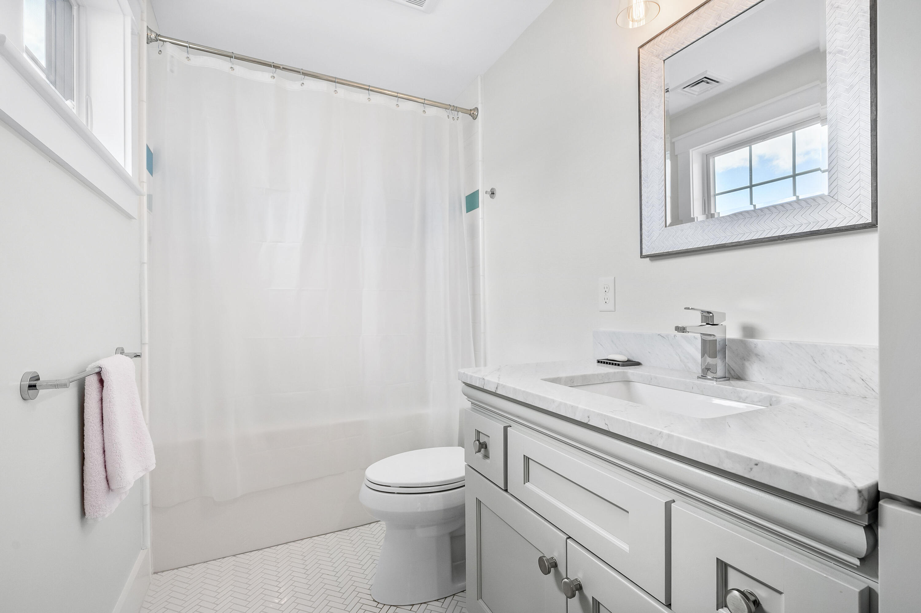 21 Cockachoisett Lane Barnstable MA 02655
