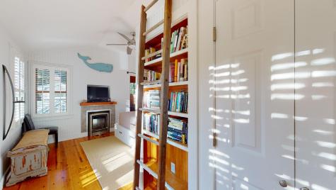 290 Bradford Street Provincetown MA 02657