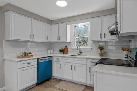 100 Village Lane Wellfleet MA 02667