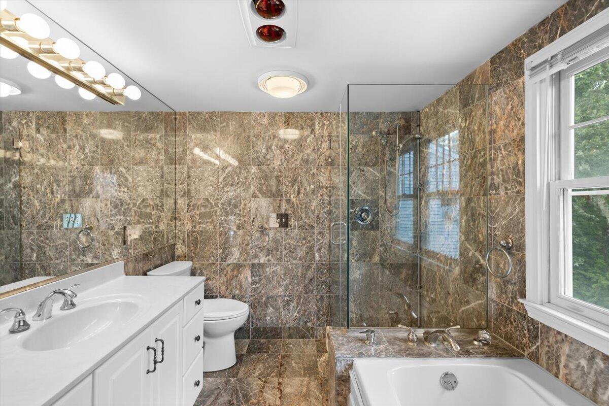 32 Niagara Lane West Yarmouth MA 02673