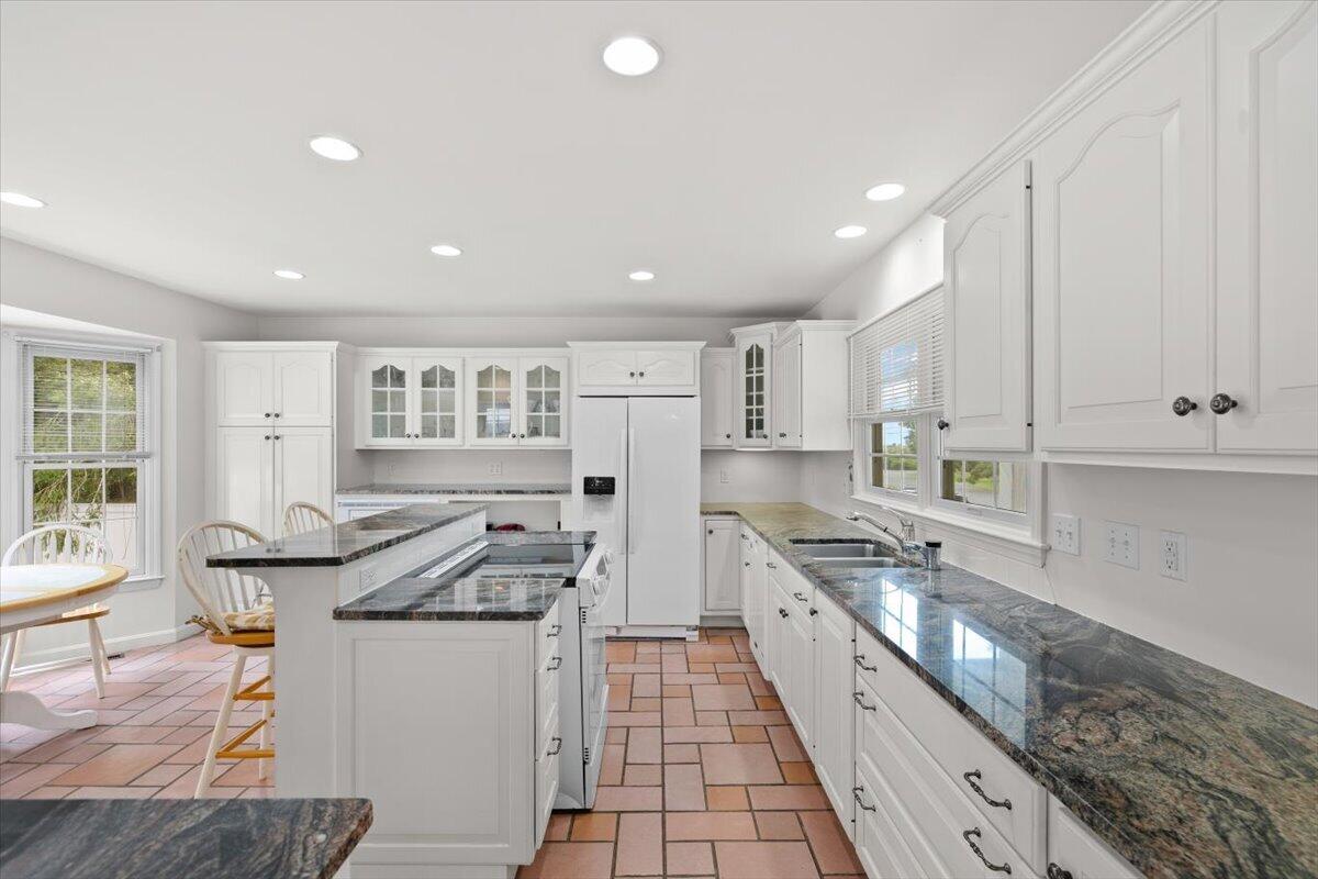 32 Niagara Lane West Yarmouth MA 02673