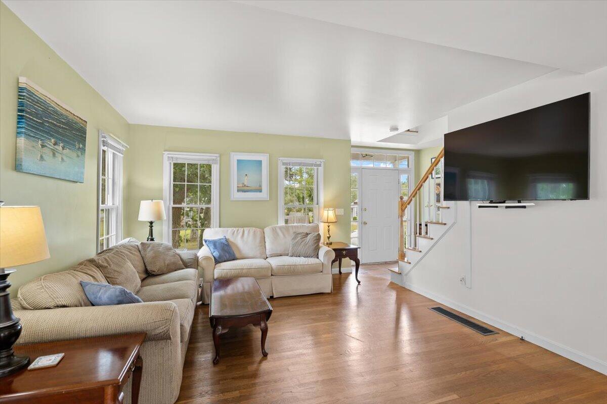 32 Niagara Lane West Yarmouth MA 02673