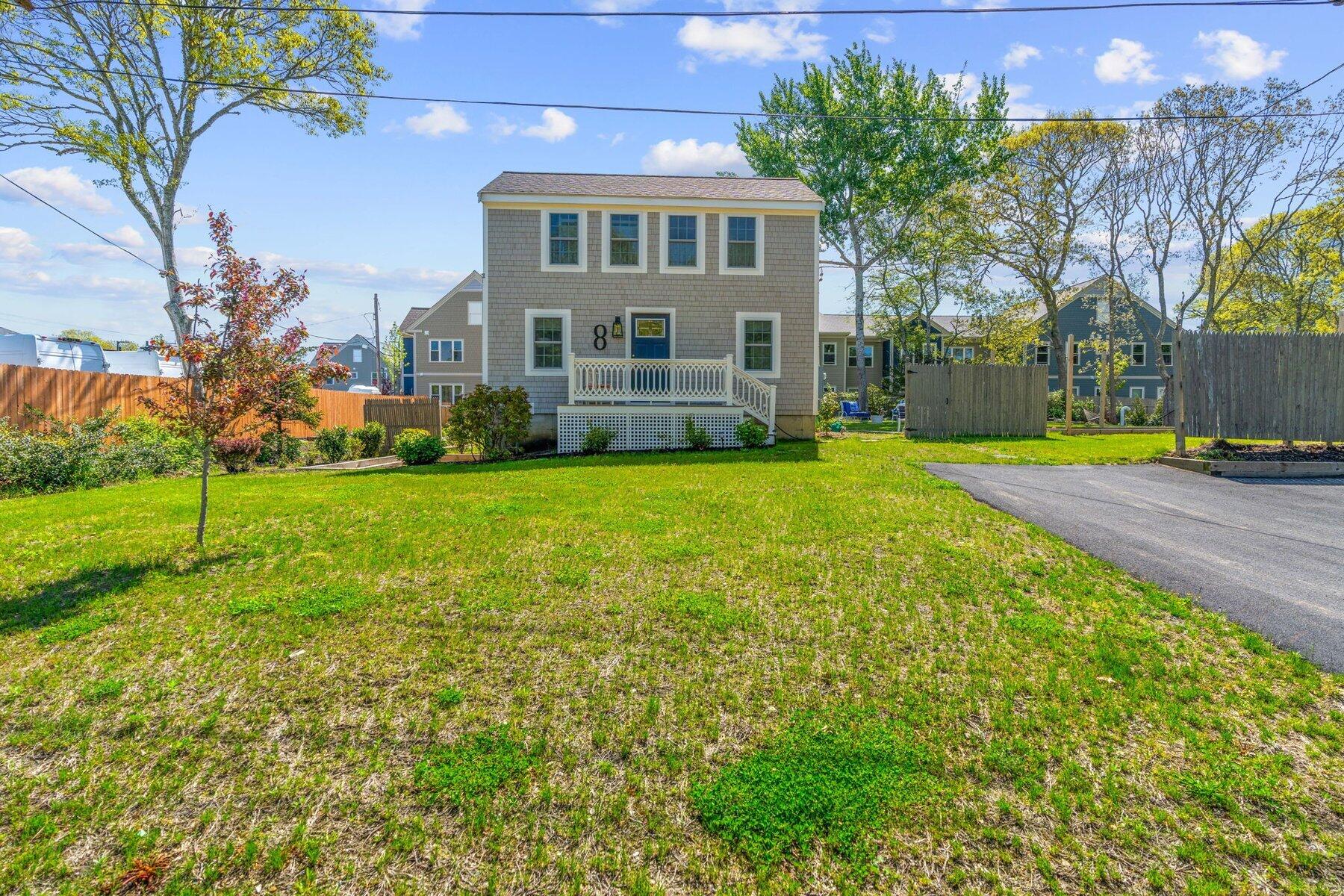 8 Pierce Street Yarmouth MA 02673