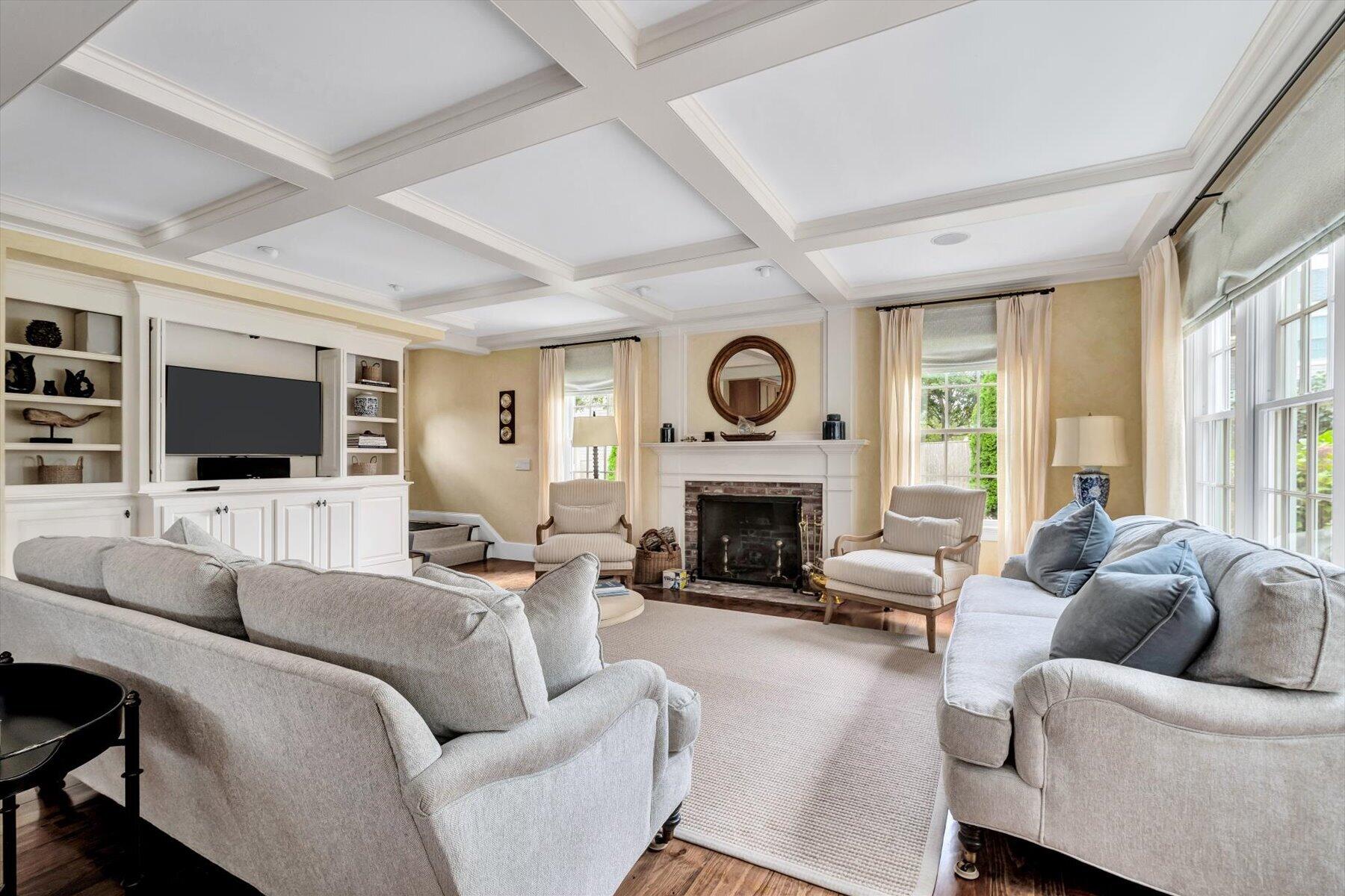 5 Hillcrest Lane Chatham MA 02650