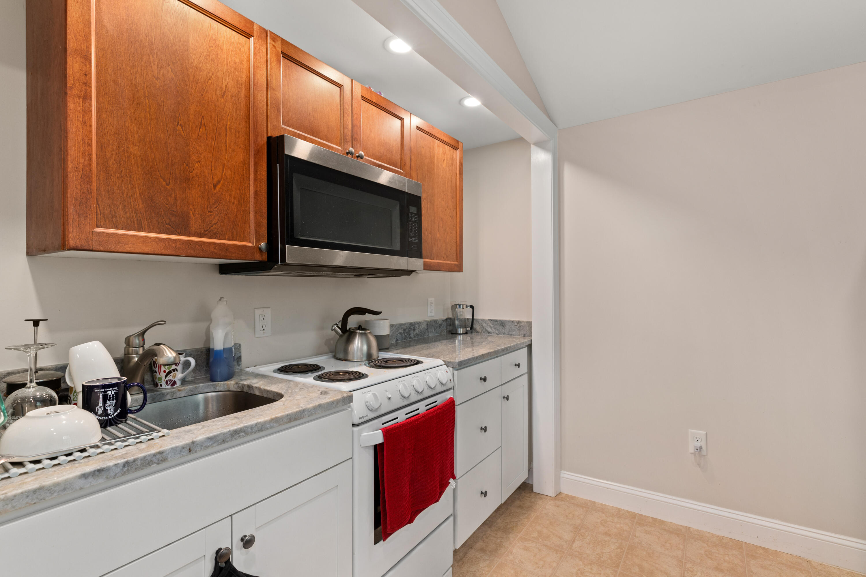 24 Old Tote Road Orleans MA 02653