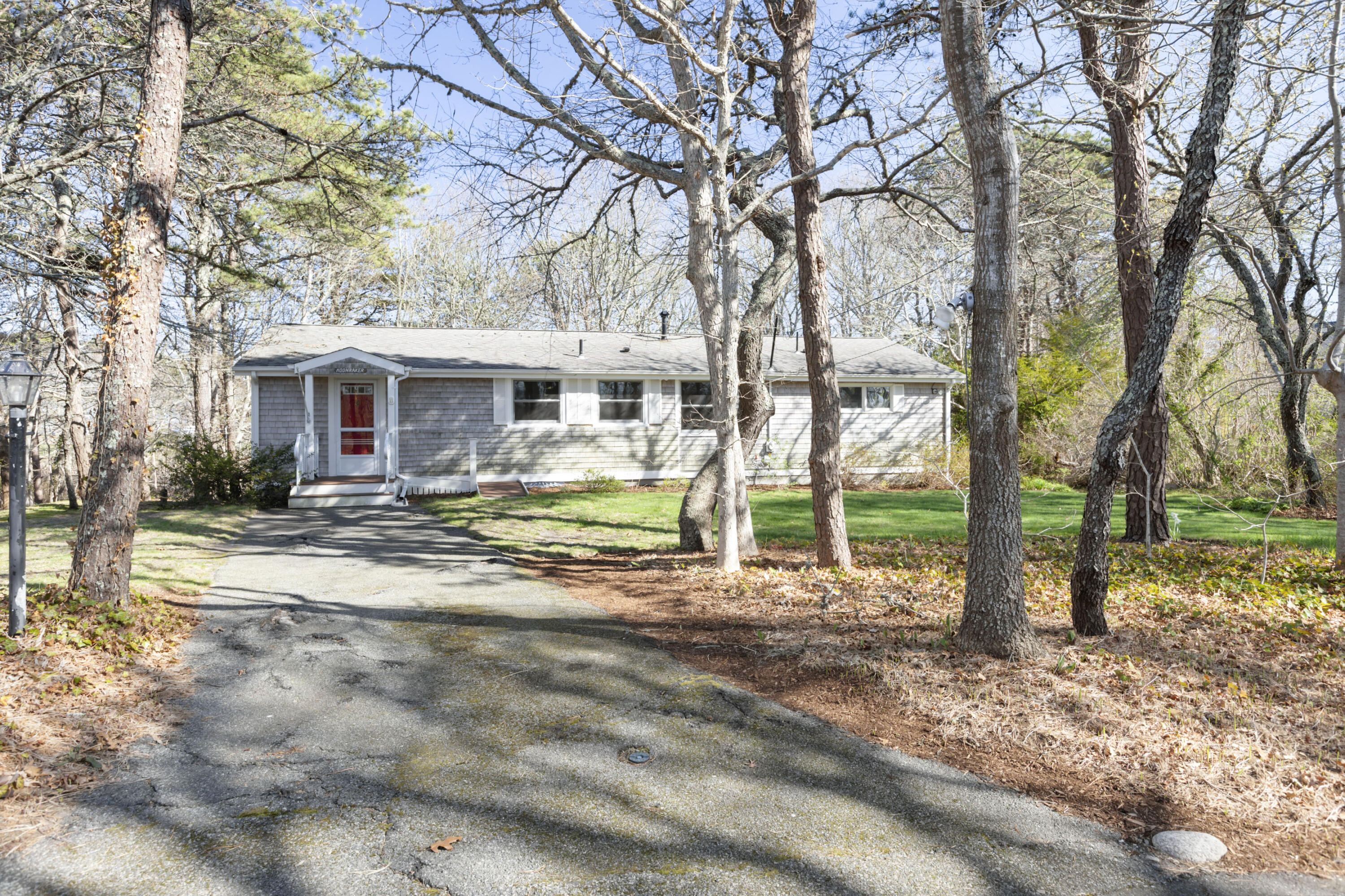 6 Stanley Place Barnstable MA 02601