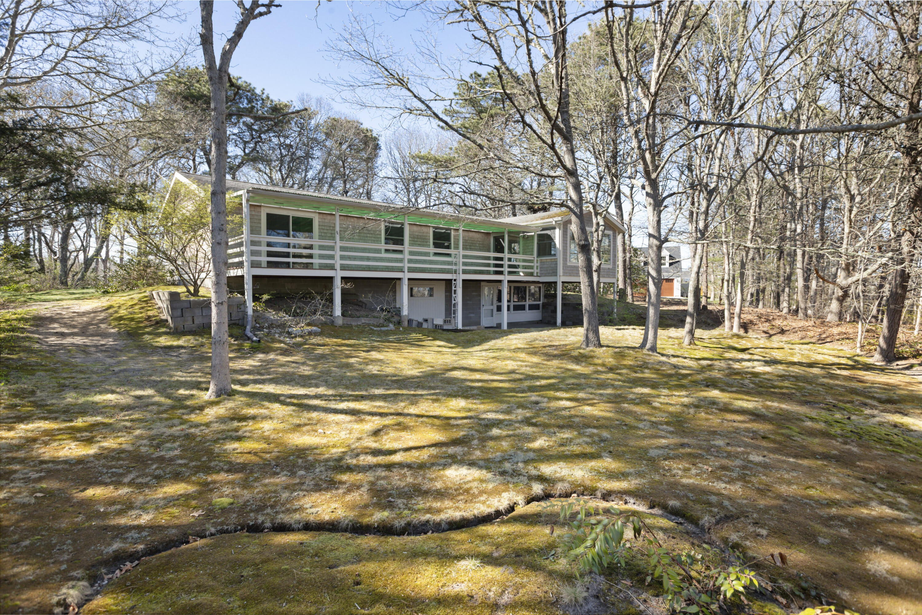 6 Stanley Place Barnstable MA 02601