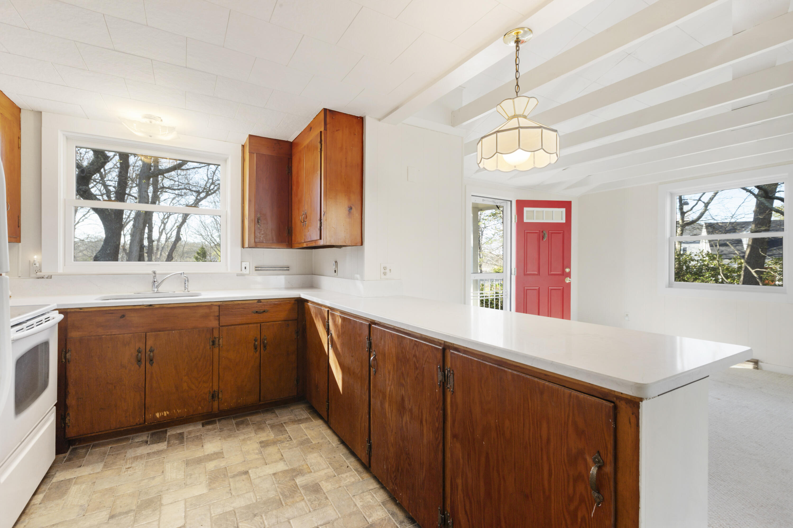 6 Stanley Place Barnstable MA 02601