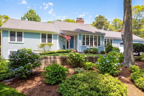 29 Calvin Drive Dennis MA 02638
