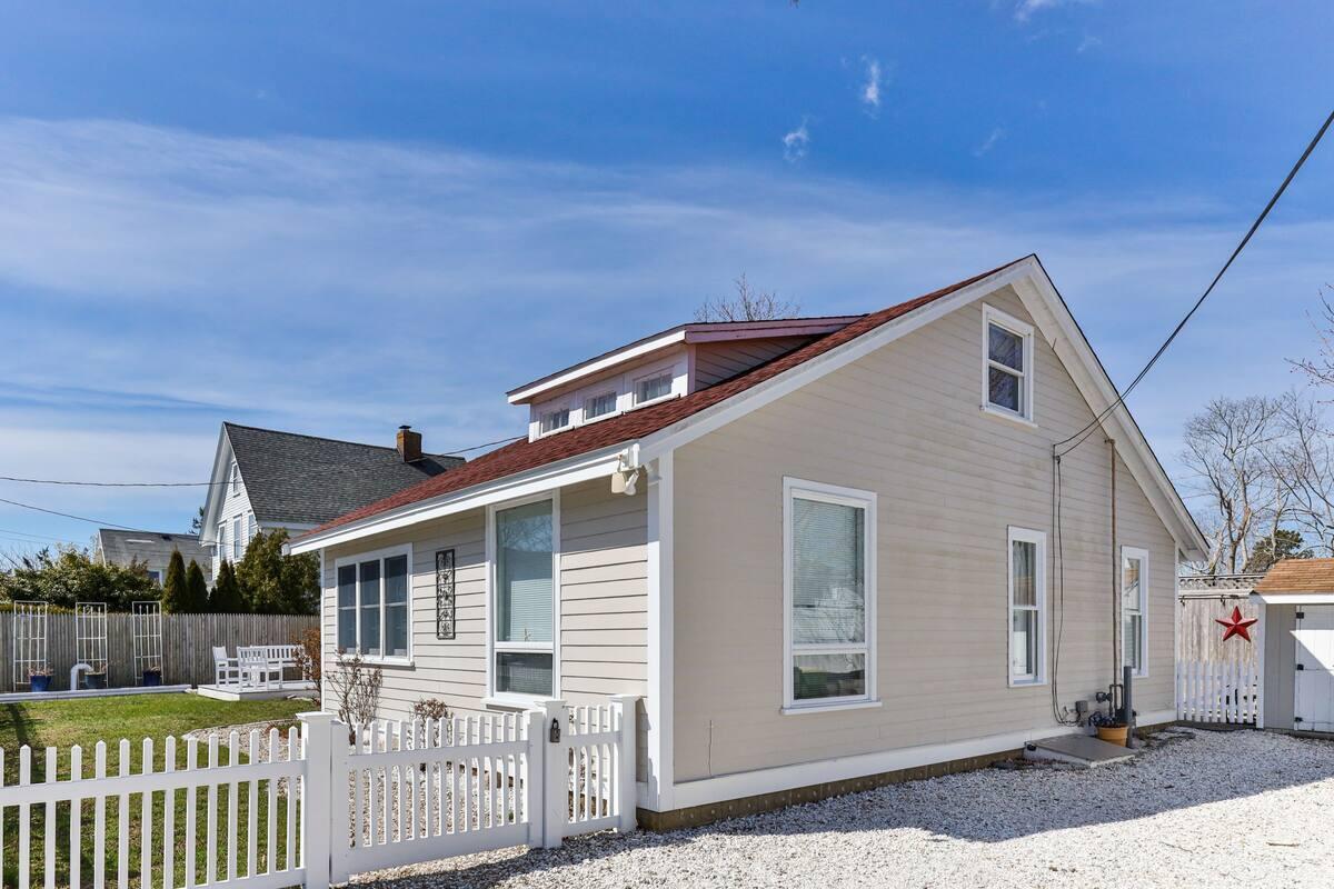 23 Doric Avenue Dennis MA 02670