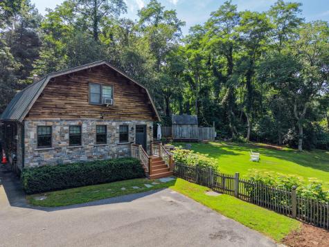 1 Great Hill Road Sandwich MA 02563